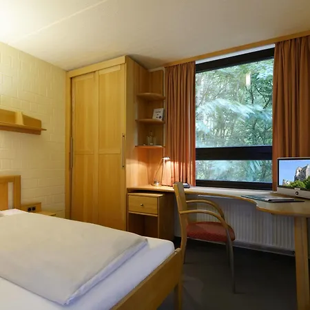 Hotel Commundo Tagungshotel 3*