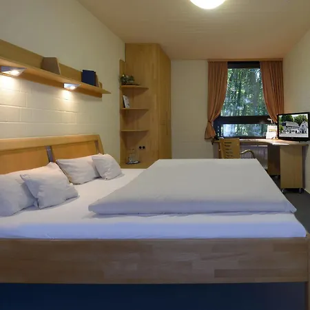 Commundo Tagungshotel 3*