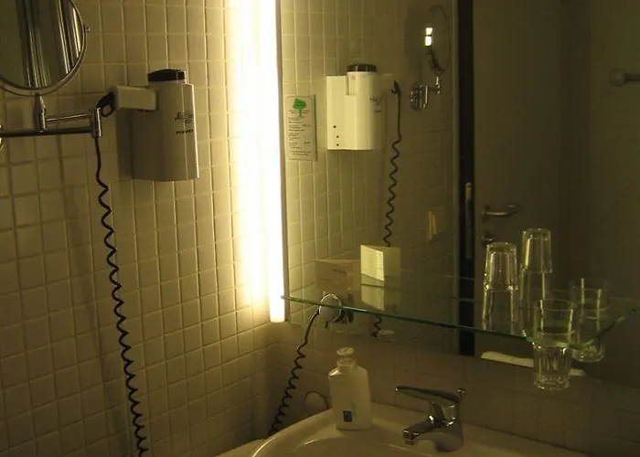 Hotel Commundo Tagungshotel 3*