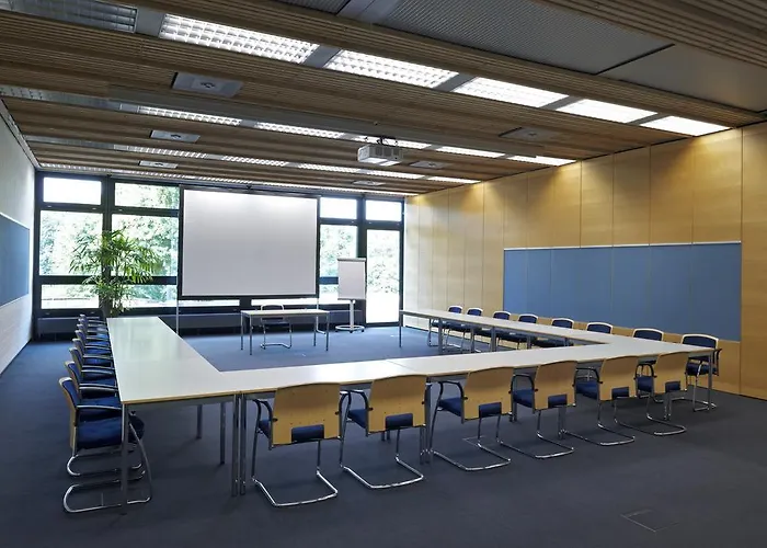 Commundo Tagungshotel 3*